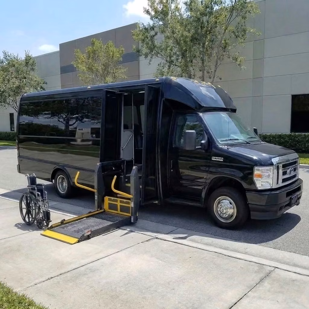 pooler 18 passenger minibus wheelchair lift