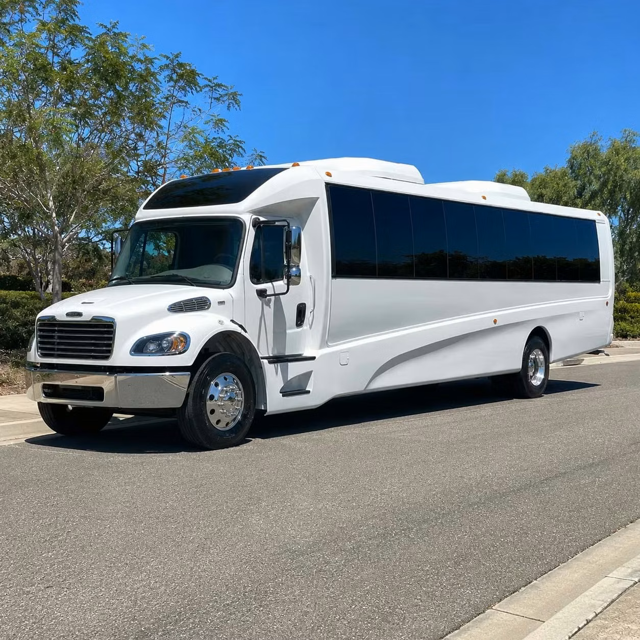 35 passenger minibus